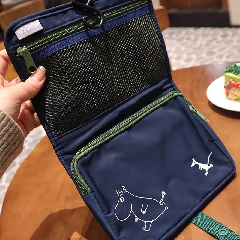 Urocza anime seria Moominów –  – Cosmetic Bags recenzja i cena